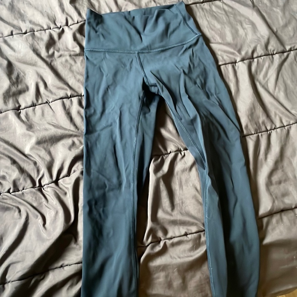 Black lulu lemon leggings size 4